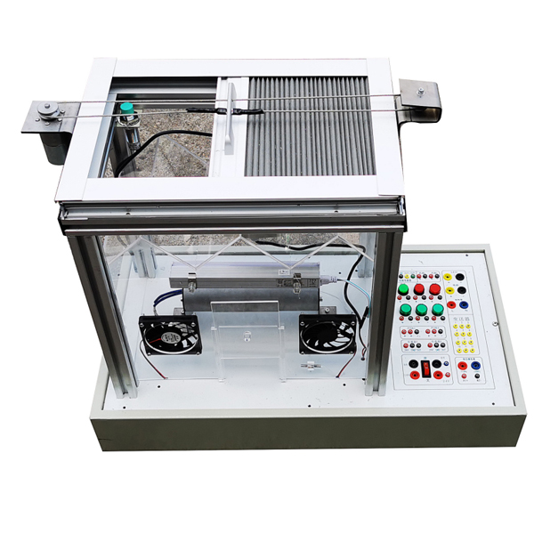 打破傳統(tǒng)教學(xué)模式，體驗(yàn)互動式PLC實(shí)驗(yàn)臺學(xué)習(xí)。(圖2)