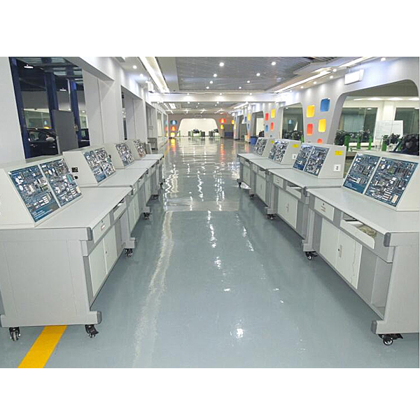 外觀、性能、質(zhì)量,如何綜合評估電工實訓(xùn)臺?(圖2) 外觀、性能、質(zhì)量,如何綜合評估電工實訓(xùn)臺?(圖2)