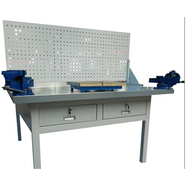 維修電工實訓(xùn)心得體會800字(圖1) 維修電工實訓(xùn)心得體會800字(圖1)